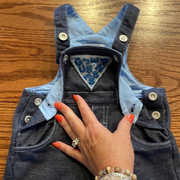 Guess baby boy super soft overalls cotton blend like new denim blue color 6/9 mo - Picture 9 of 11